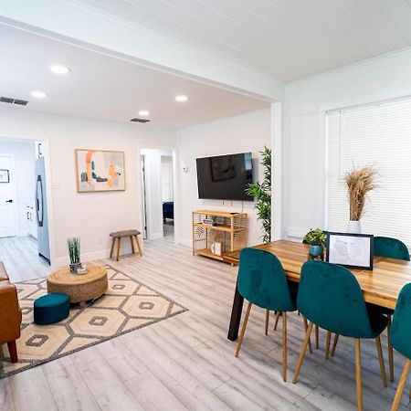 Homey Cozy Newly Renovated Stylish&Chic 7 Guests 坦帕 外观 照片